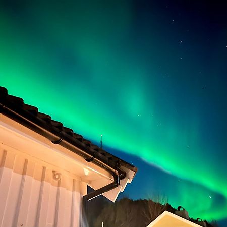 Wake Up To A Beautiful View And Smell Of The Sea Kristiansund Exterior foto